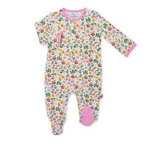 Magnetic Me onsie size 0-3M